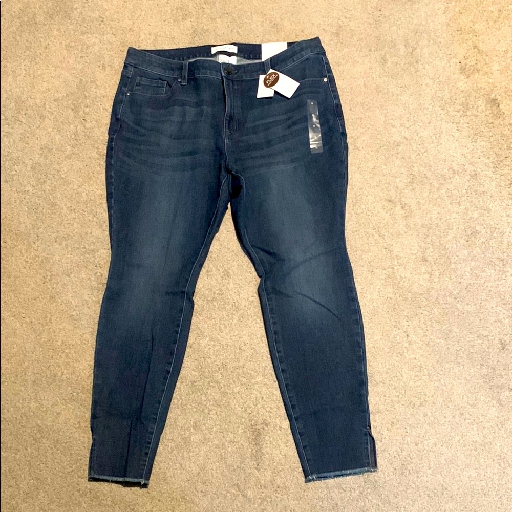 NWT Lane Bryant Jean Ultimate Stretch Magic Waistband High Rise Skinny Size 16